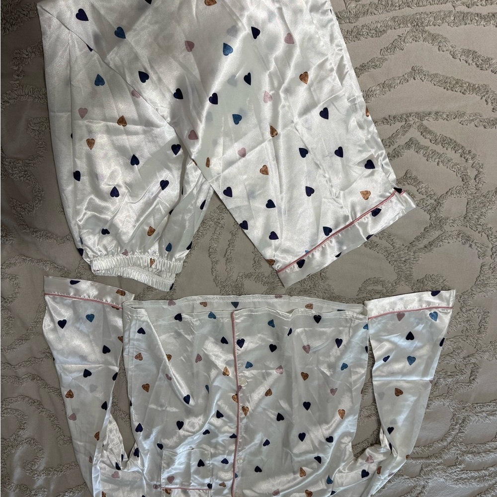 SHEIN heart pajama set size medium